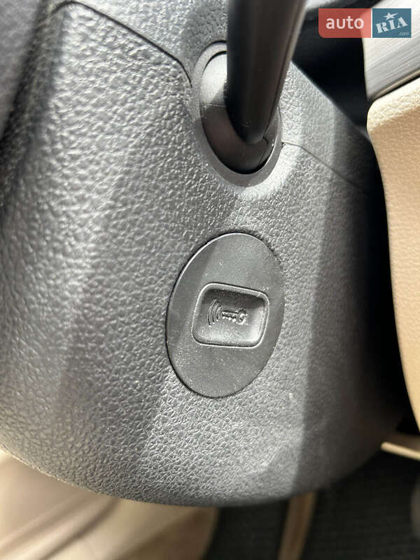 Седан Volkswagen Passat 2015 в Сумах