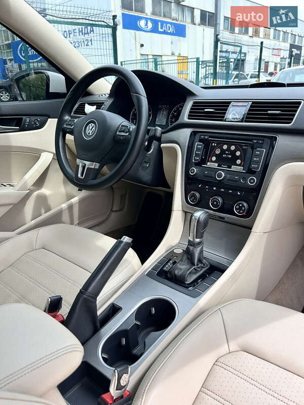 Седан Volkswagen Passat 2015 в Сумах