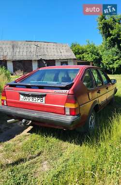 Хэтчбек Volkswagen Passat 1985 в Ровно