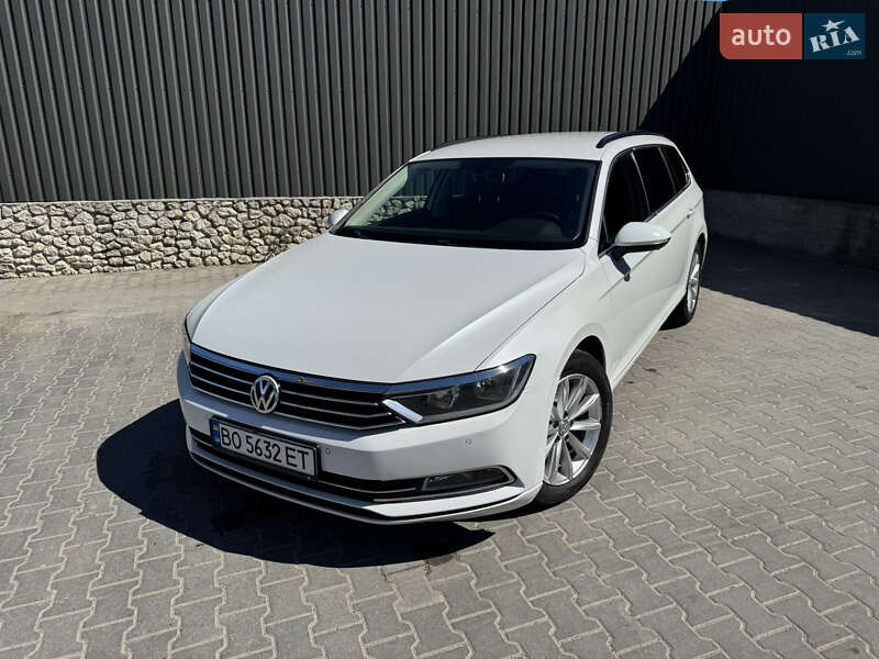 Універсал Volkswagen Passat 2015 в Тернополі