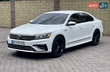 Седан Volkswagen Passat 2017 в Каменском
