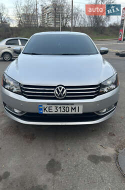 Седан Volkswagen Passat 2015 в Дніпрі