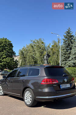Универсал Volkswagen Passat 2011 в 
