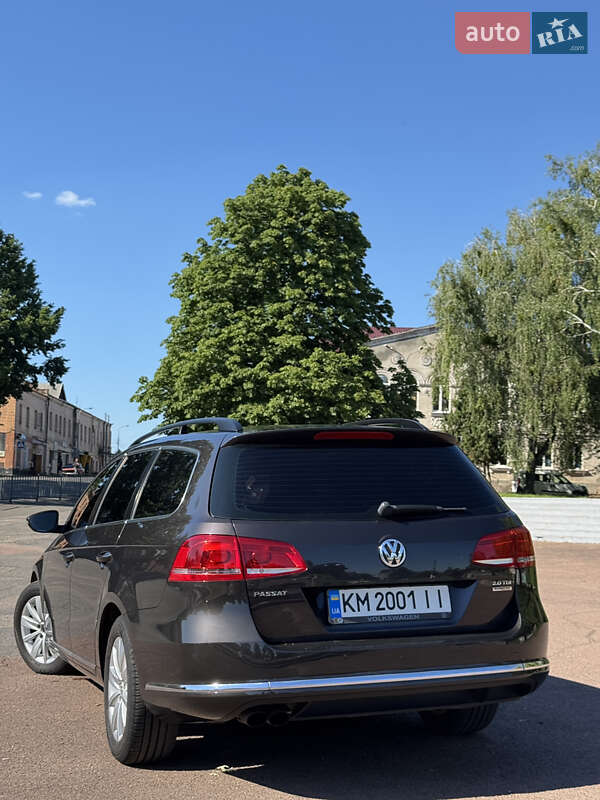 Универсал Volkswagen Passat 2011 в Житомире