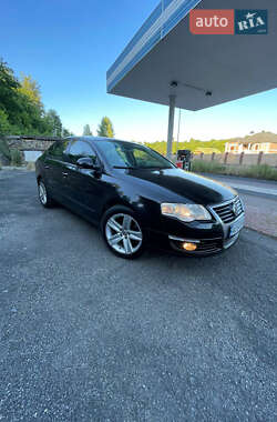 Седан Volkswagen Passat 2007 в Виноградове