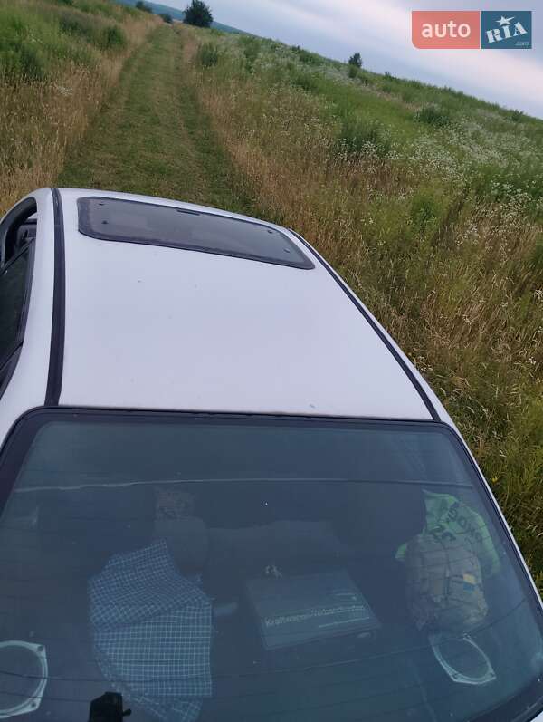 Volkswagen Passat 1989