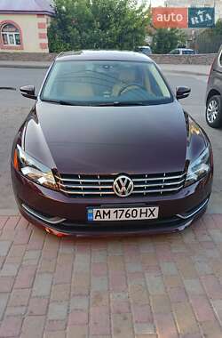 Седан Volkswagen Passat 2014 в Житомирі