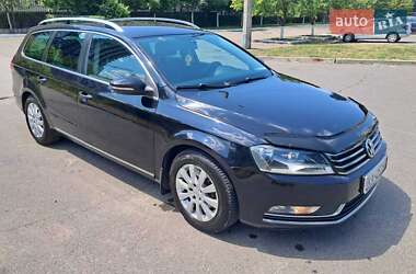 Универсал Volkswagen Passat 2011 в Киеве