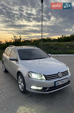 Универсал Volkswagen Passat 2011 в Доброполье
