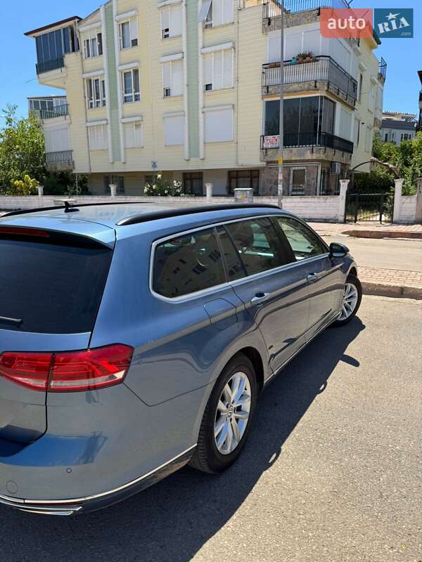 Універсал Volkswagen Passat 2015 в Києві