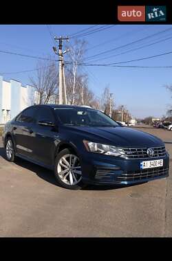 Седан Volkswagen Passat 2017 в Киеве