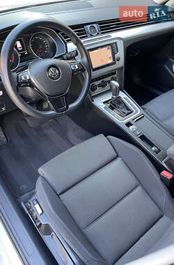 Універсал Volkswagen Passat 2015 в 