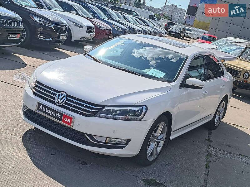 Седан Volkswagen Passat 2015 в Харькове