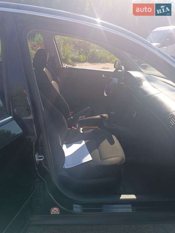 Седан Volkswagen Passat 2001 в Хороле фото 4 Седан Volkswagen Passat 2001 в Хороле