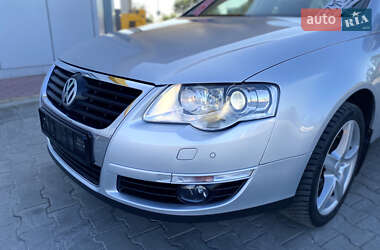 Універсал Volkswagen Passat 2010 в 