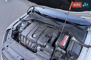 Седан Volkswagen Passat 2012 в 