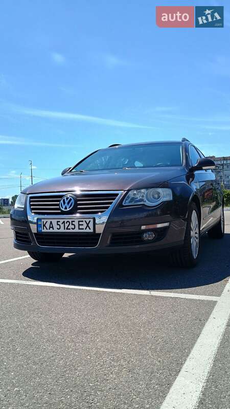 Універсал Volkswagen Passat 2009 в Києві
