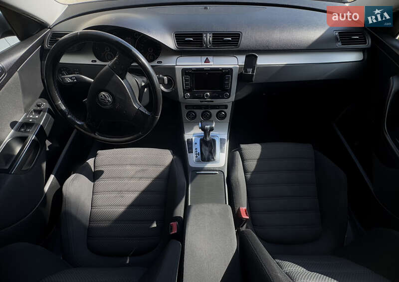 Универсал Volkswagen Passat 2009 в Калуше