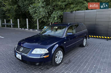 Универсал Volkswagen Passat 2002 в Киеве