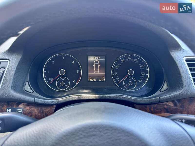 Седан Volkswagen Passat 2012 в Рівному