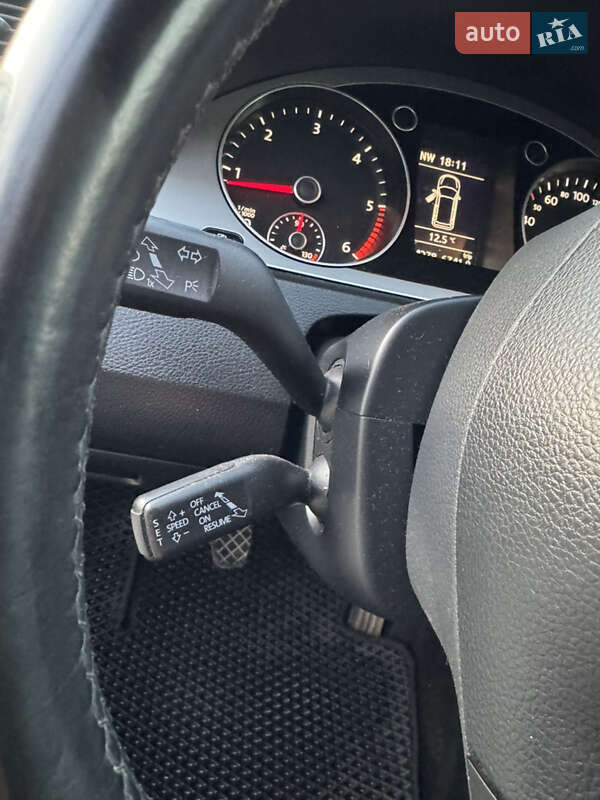 Универсал Volkswagen Passat 2009 в Самборе