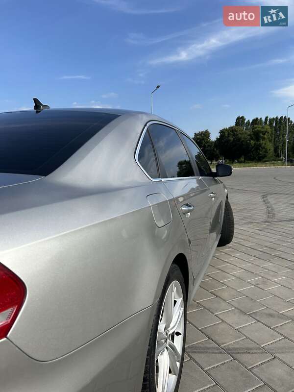 Седан Volkswagen Passat 2012 в Городище