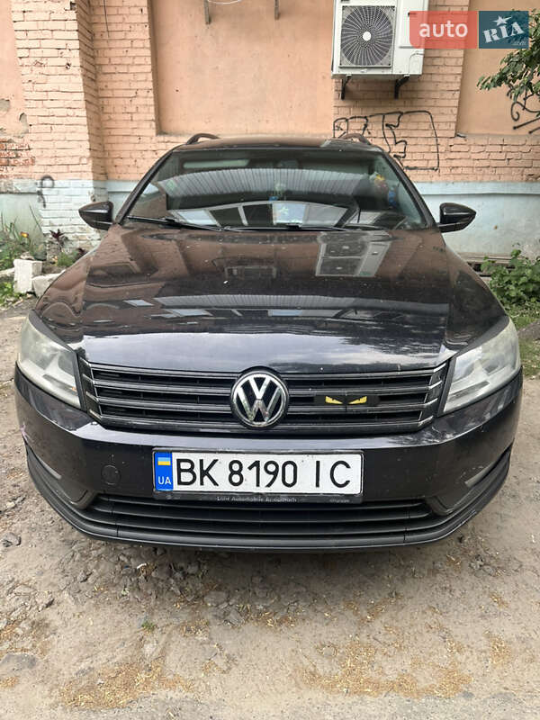Volkswagen Passat 2011