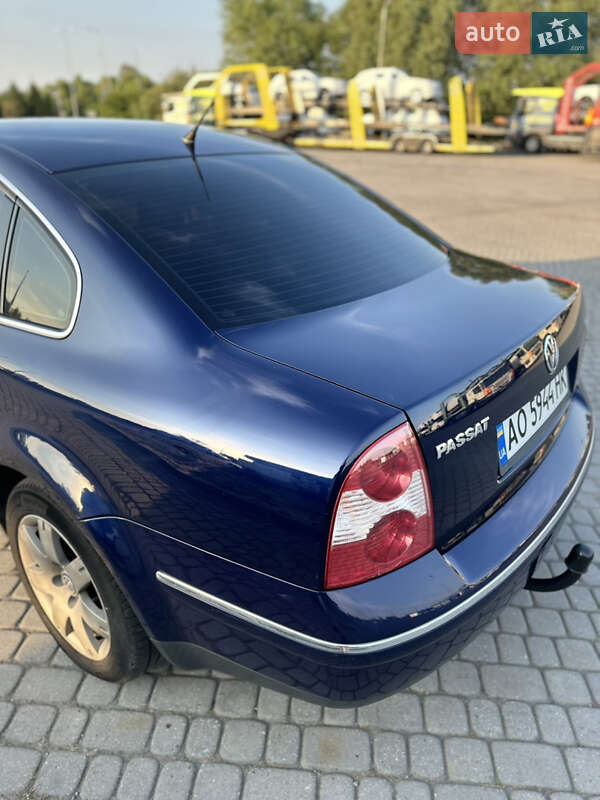 Седан Volkswagen Passat 2002 в Ужгороде