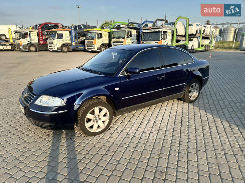 Седан Volkswagen Passat 2002 в Ужгороде