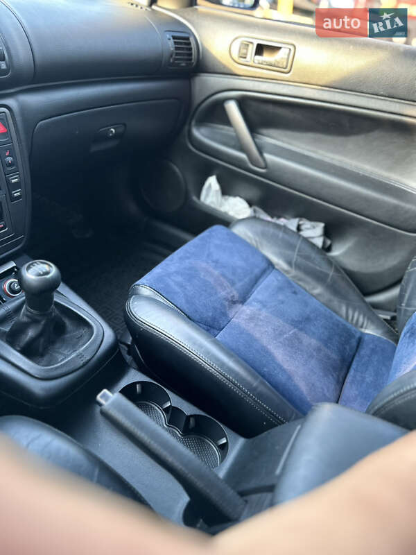 Седан Volkswagen Passat 2002 в Ужгороде