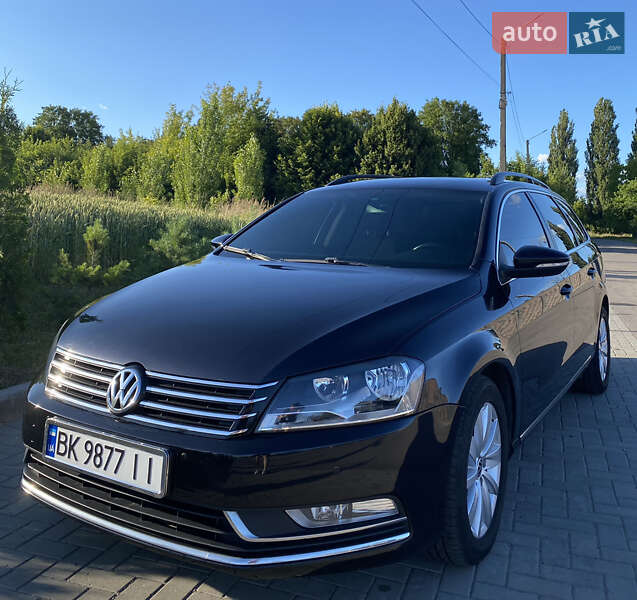 Volkswagen Passat 2011