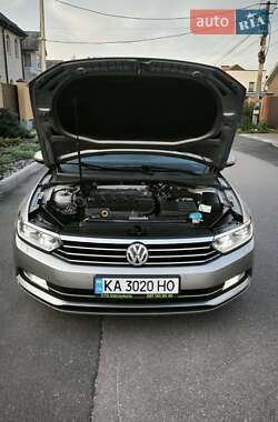 Універсал Volkswagen Passat 2016 в 