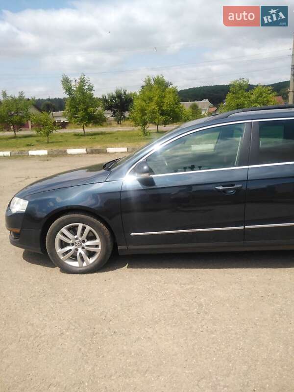 Универсал Volkswagen Passat 2006 в Калуше