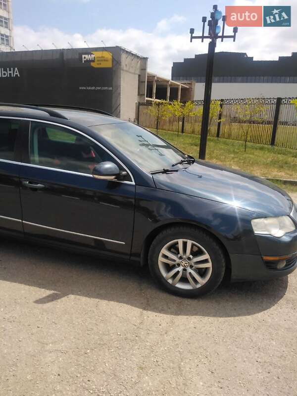 Универсал Volkswagen Passat 2006 в Калуше