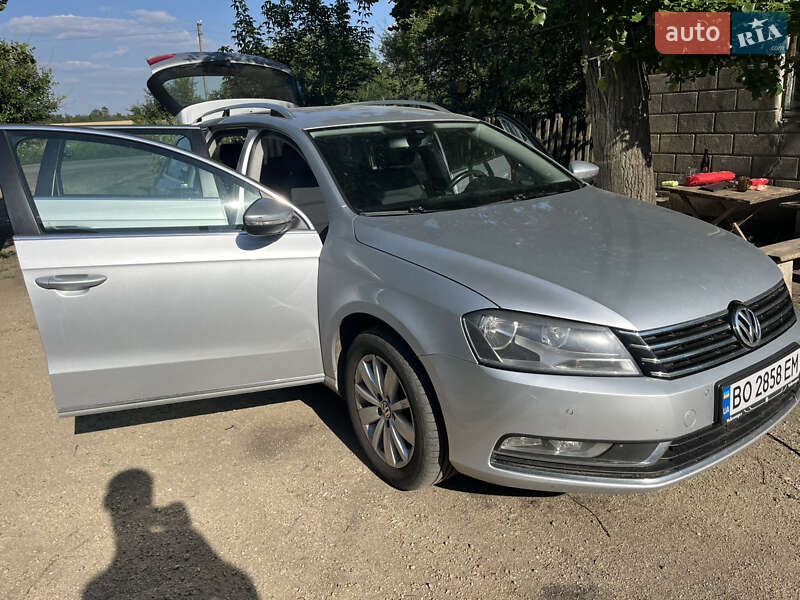 Універсал Volkswagen Passat 2014 в Васильківці