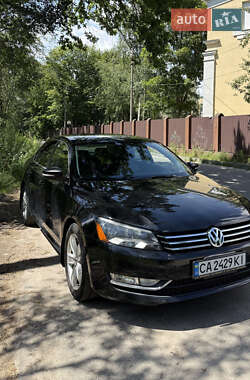 Седан Volkswagen Passat 2015 в Киеве