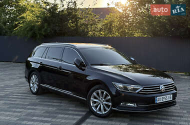 Универсал Volkswagen Passat 2017 в Сваляве