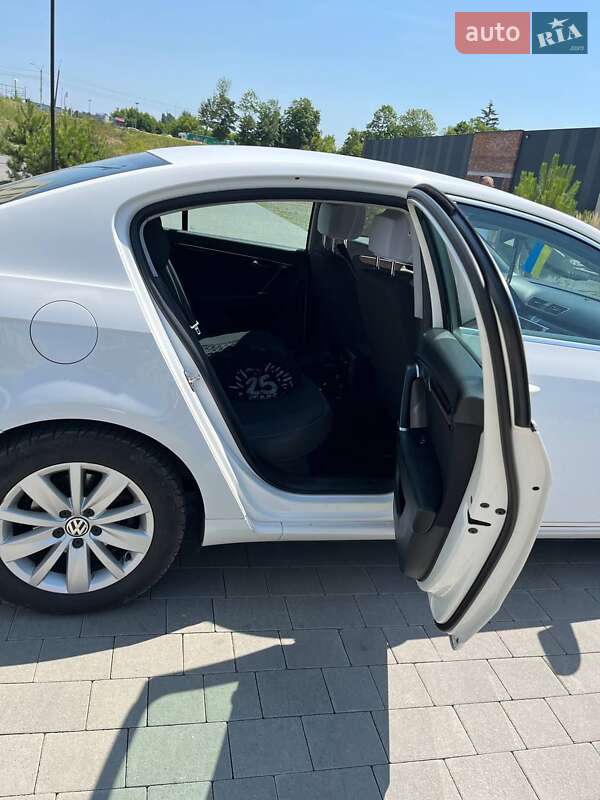Седан Volkswagen Passat 2011 в Хмельницком фото 8 Седан Volkswagen Passat 2011 в Хмельницком