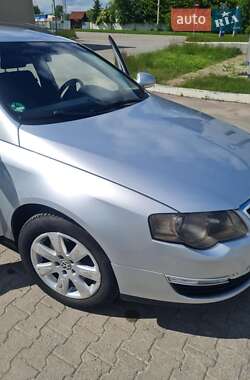 Универсал Volkswagen Passat 2007 в Гусятине
