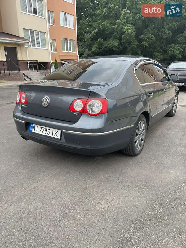 Седан Volkswagen Passat 2010 в Крюковщине