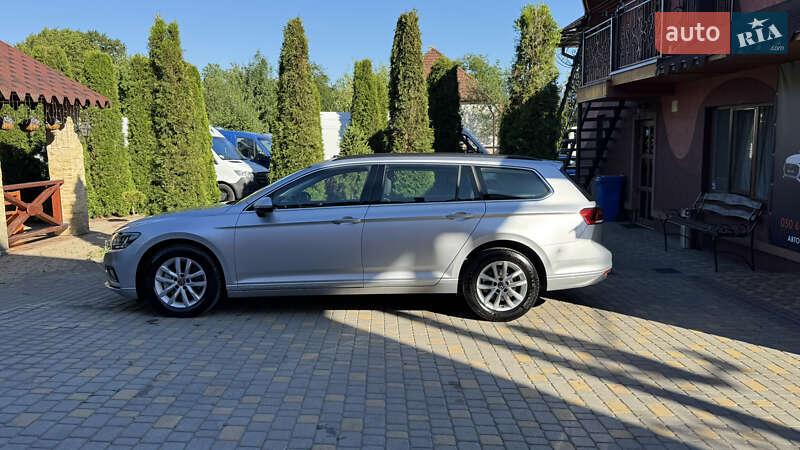 Универсал Volkswagen Passat 2021 в Сваляве
