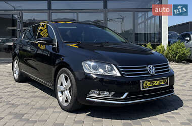 Седан Volkswagen Passat 2013 в 