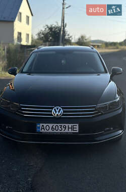 Универсал Volkswagen Passat 2015 в Мукачево