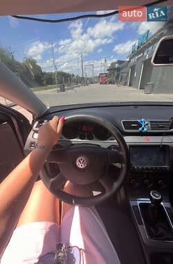 Седан Volkswagen Passat 2007 в 