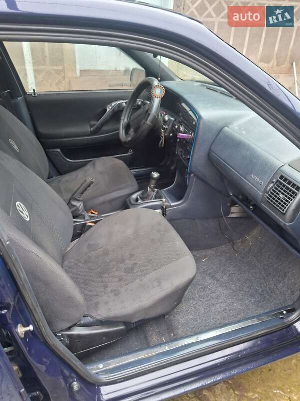 Седан Volkswagen Passat 1995 в Арцизе фото 5 Седан Volkswagen Passat 1995 в Арцизе