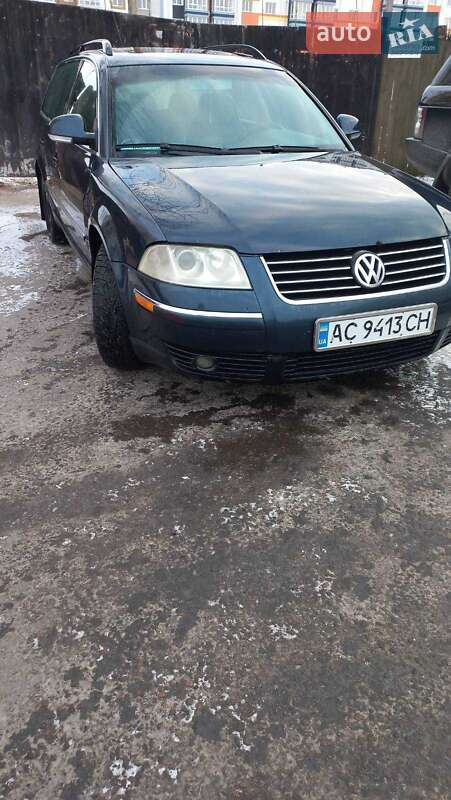 Универсал Volkswagen Passat 2004 в Ровно