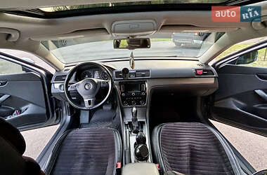 Седан Volkswagen Passat 2014 в 