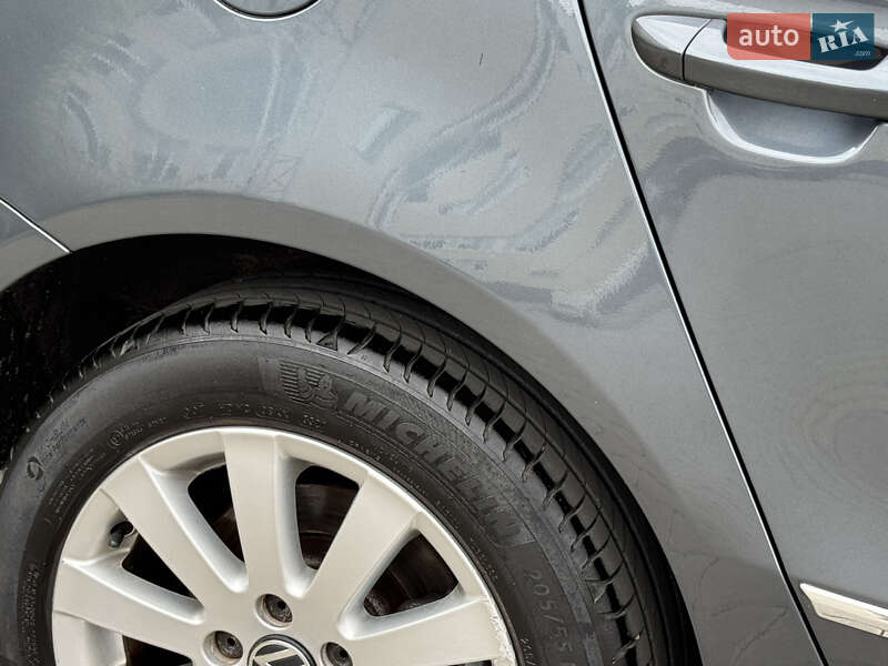 Универсал Volkswagen Passat 2009 в Луцке
