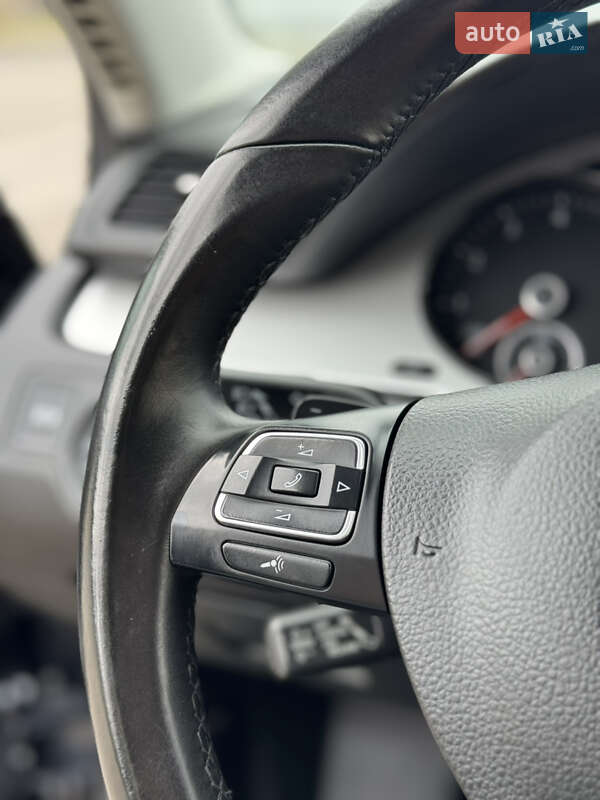 Универсал Volkswagen Passat 2009 в Луцке