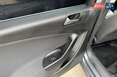 Универсал Volkswagen Passat 2009 в 